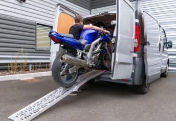 utilitaire pour transporter moto