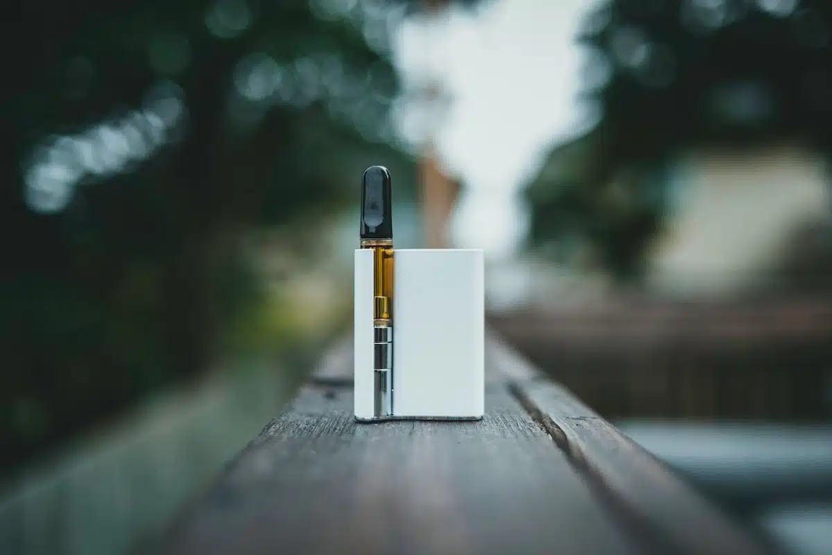 vapoter e-cigarette