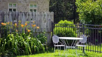 Choisir la clôture idéale pour votre aménagement extérieur