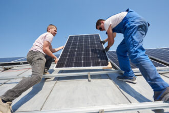 Installation solaire : lancez-vous et produisez votre électricité !