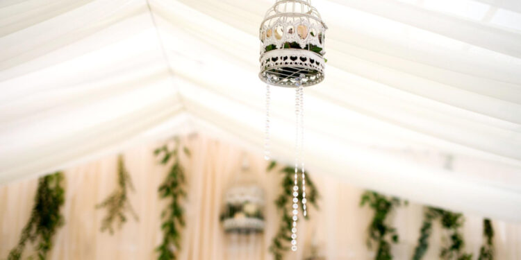 Pourquoi opter pour un tipi lors de votre mariage ?
